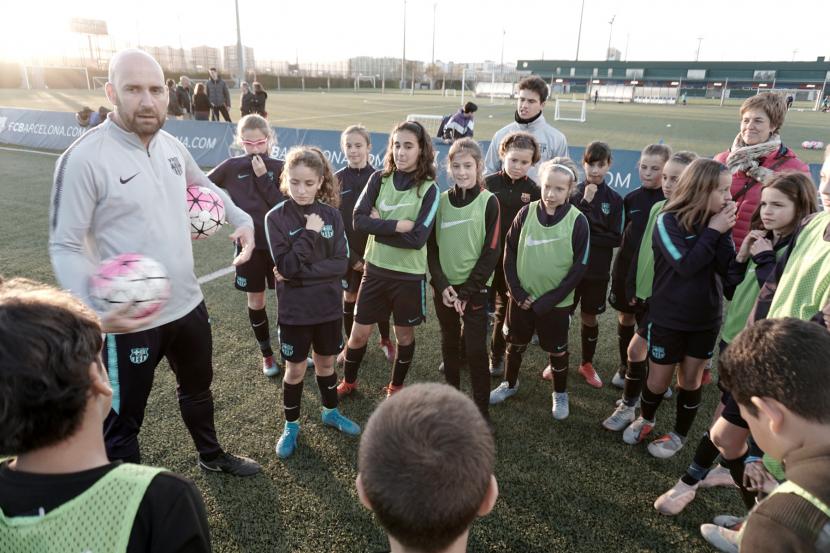 La Masia del Barça visita el Gavina (Vídeo)