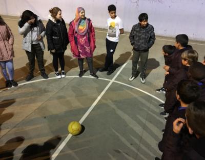 Els infants de 10-11 anys del Gavina acull els jugadors del FC Barcelona